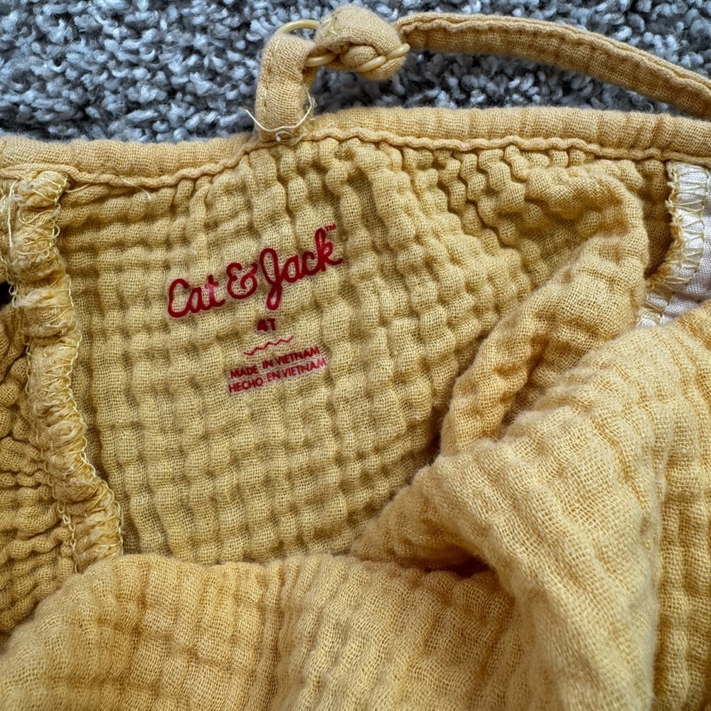 Cat & Jack Yellow Textured Knit Top ruffle Tank top open back size 4T - Picture 7 of 7